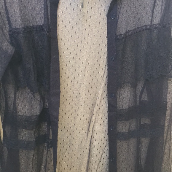 Express blouse navy size m. - Picture 2 of 4